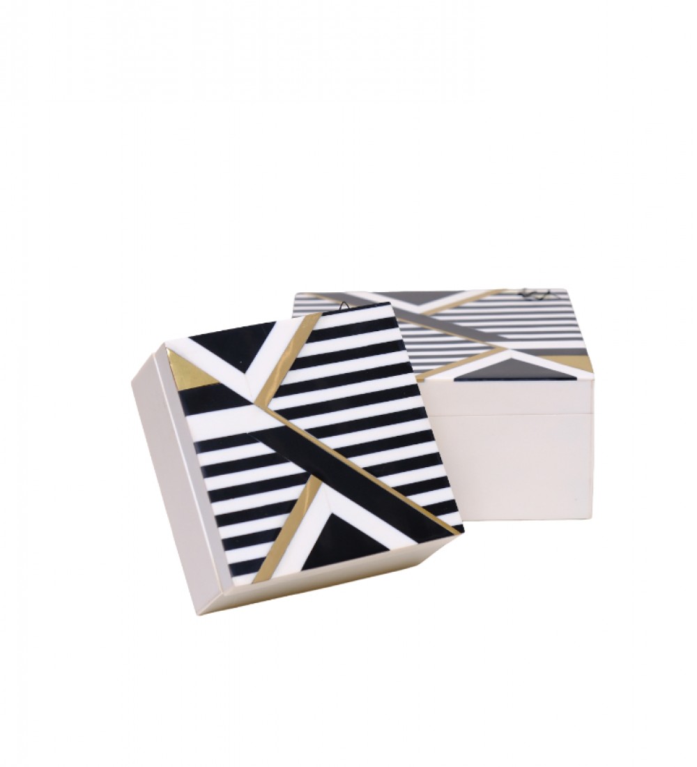 BLACK STRIPES KUCUK KARE KUTU SMALL 1HS-20982BS