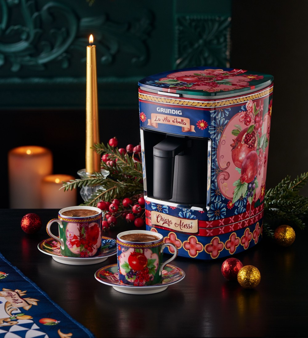 LA VITA E BELLA CHIARA ALESSI x GRUNDİG TÜRK KAHVESİ MAKİNASI 