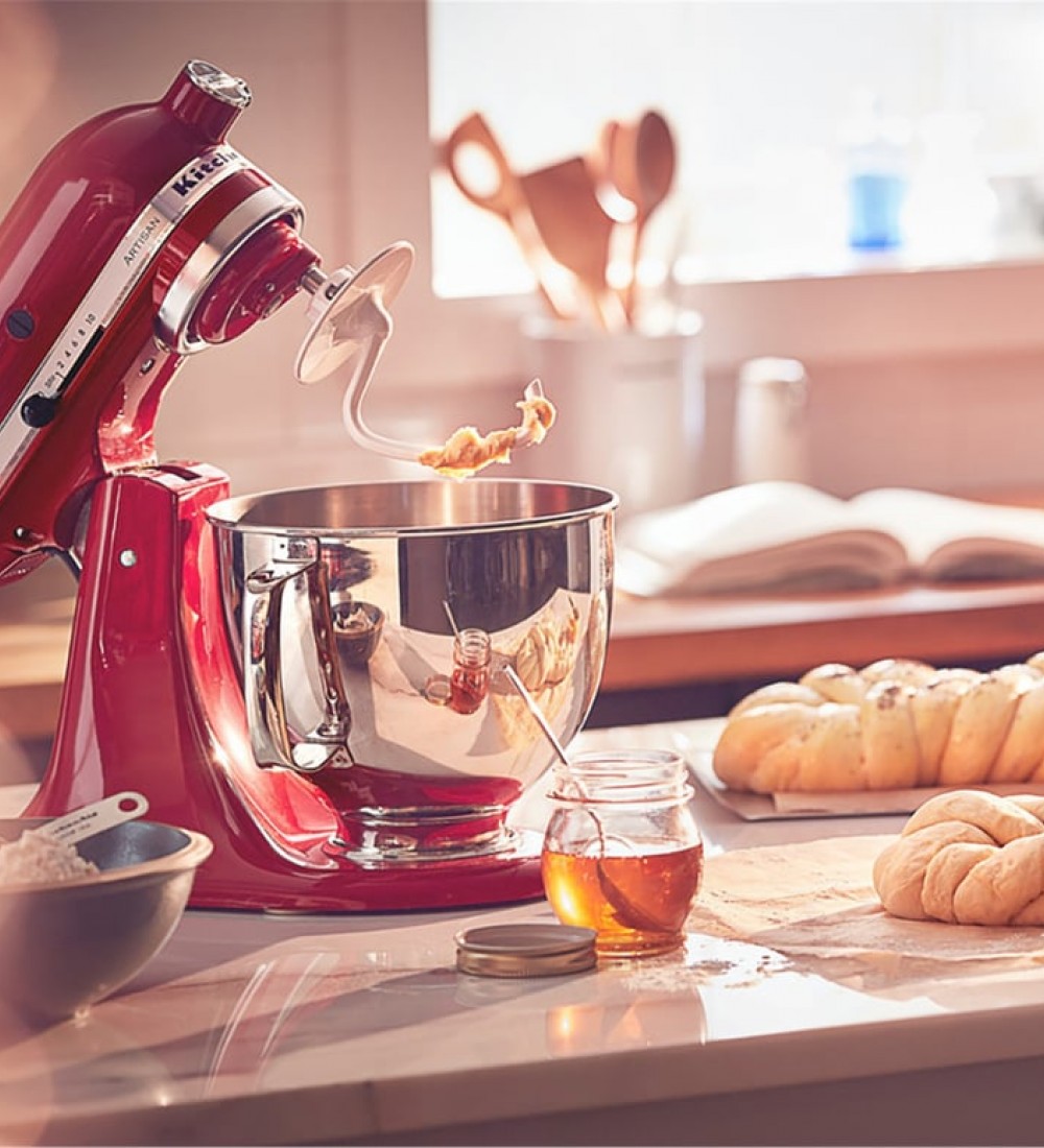 KitchenAid ARTISAN 4.8lt STAND MİKSER 5KSM175PSEER EER (KIRMIZI)