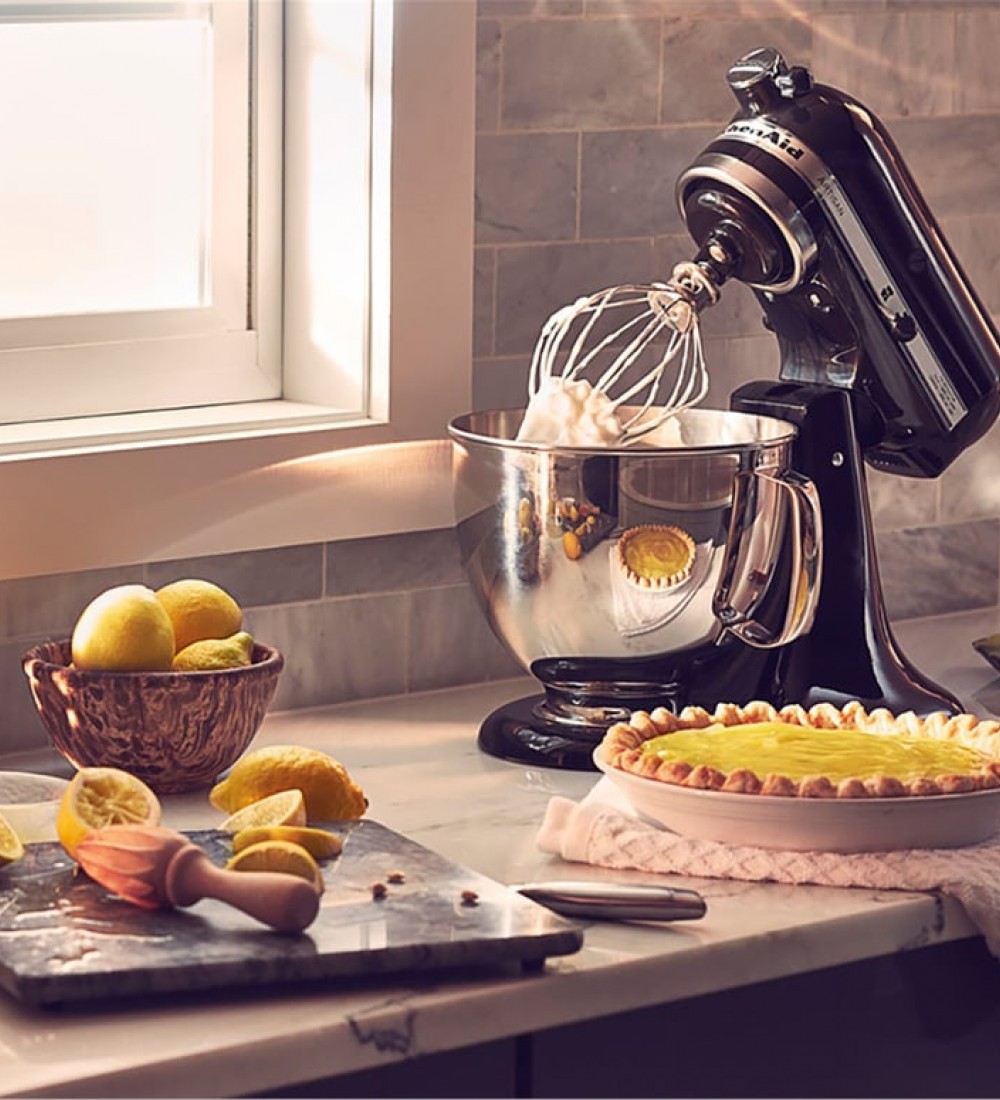 KitchenAid ARTISAN 4.8lt STAND MİKSER 5KSM175PSEOB EOB (PARLAK SİYAH)