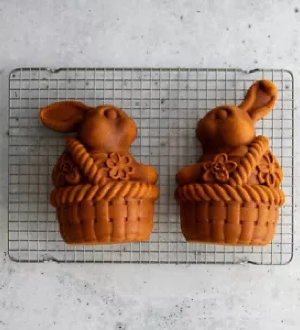 Nordicware Sepetteki Tavşan Kek Kalıbı