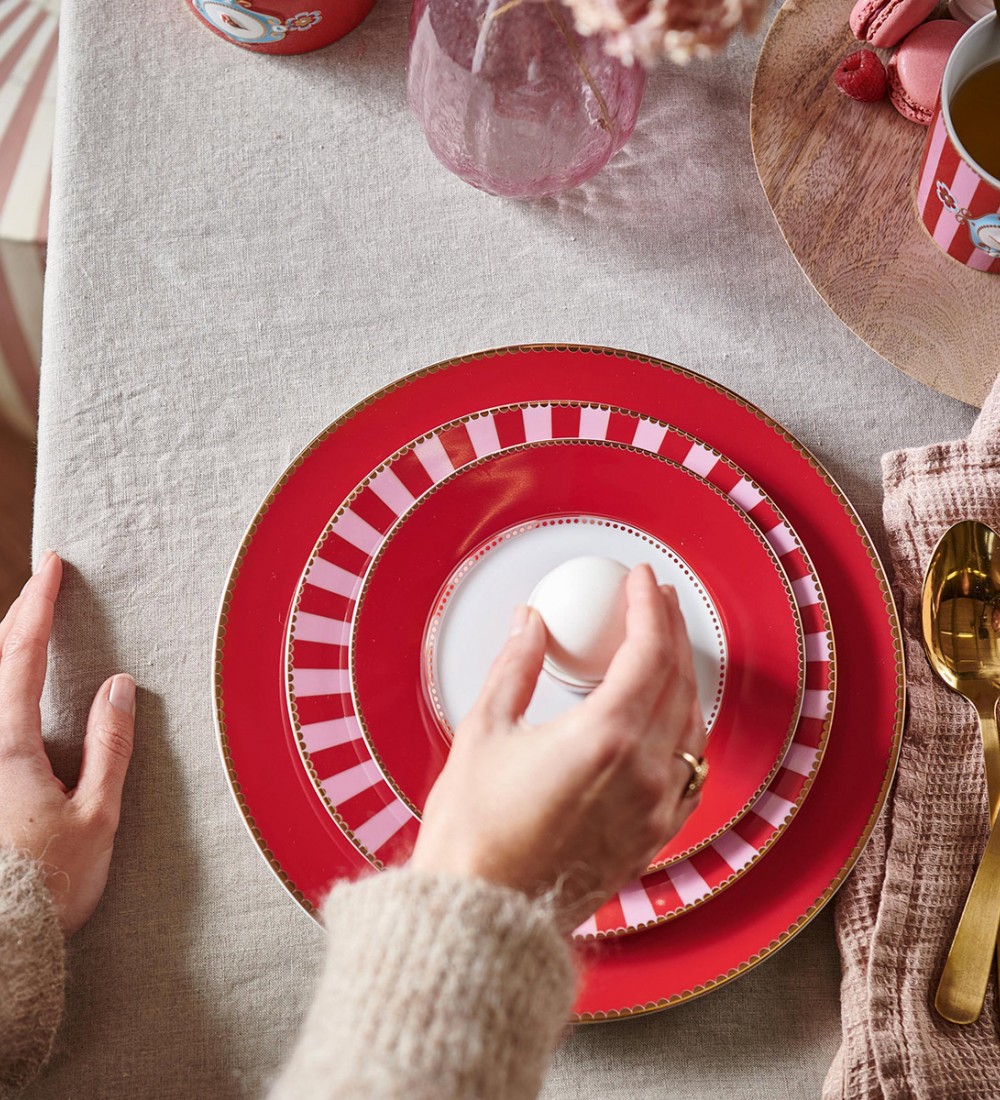 Love Birds Kırmızı Yemek Tabağı 26,5 cm 