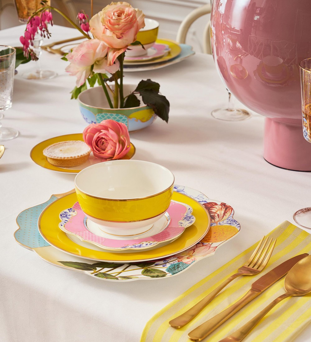 Royal Pembe Kek Tabağı 17 cm.