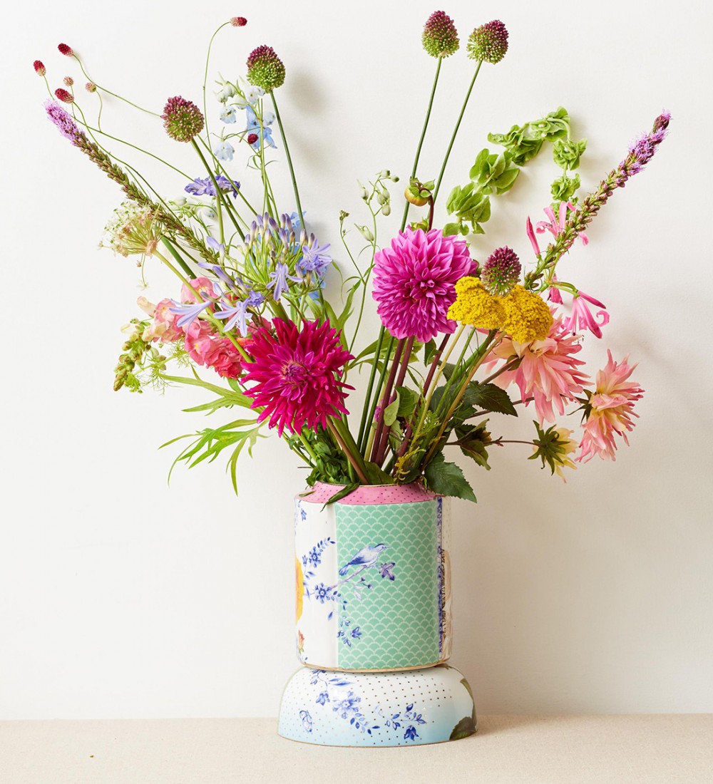 Royal Beyaz / Mavi Çiçek Desenli Büyük Küp